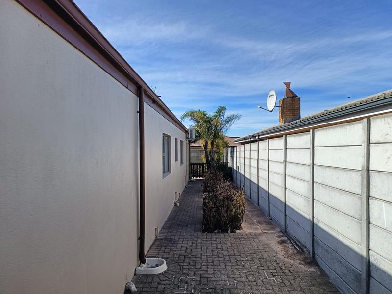 3 Bedroom Property for Sale in Sonkring Western Cape